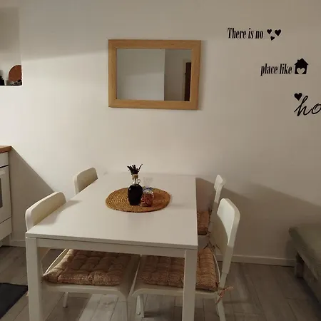 Nede, Poljica Apartmán *